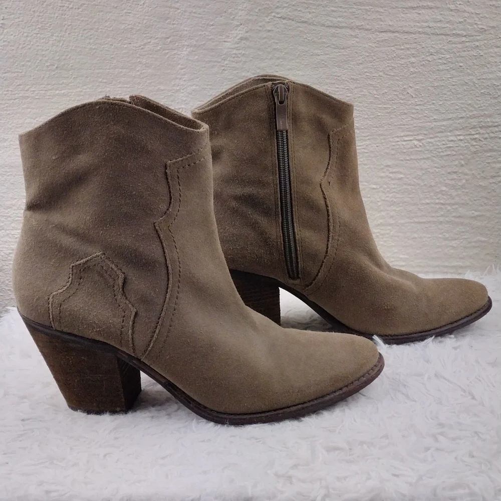 BCBGeneration Santina Taupe Suede Leather Pointy Toe Stacked Heel Ankle Boot